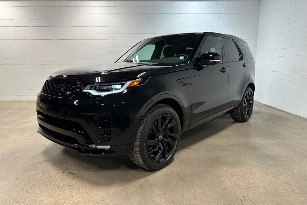 2025 Land Rover Discovery SE photo 1