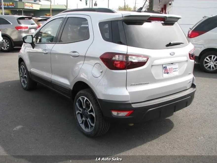 2020 Ford EcoSport SES photo 4