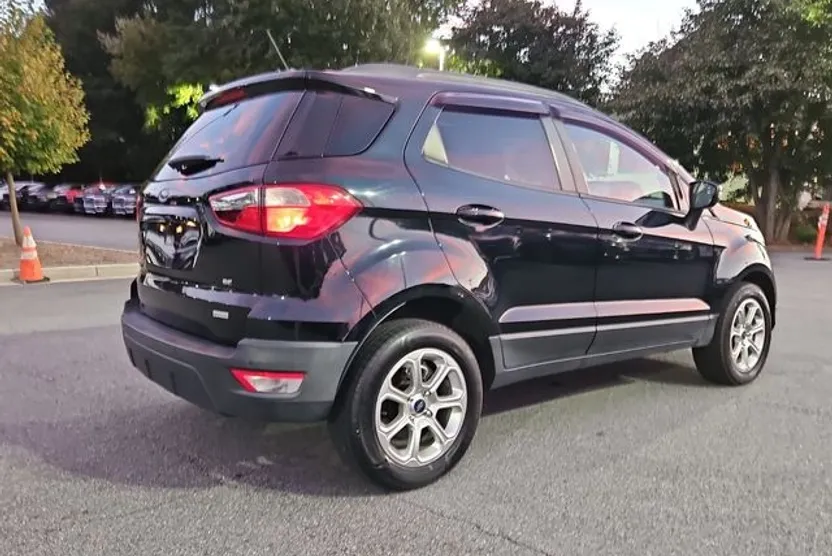 2020 Ford EcoSport SE photo 1