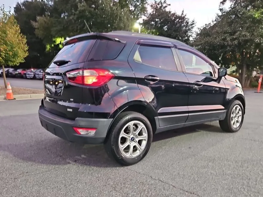 2020 Ford EcoSport SE photo 1