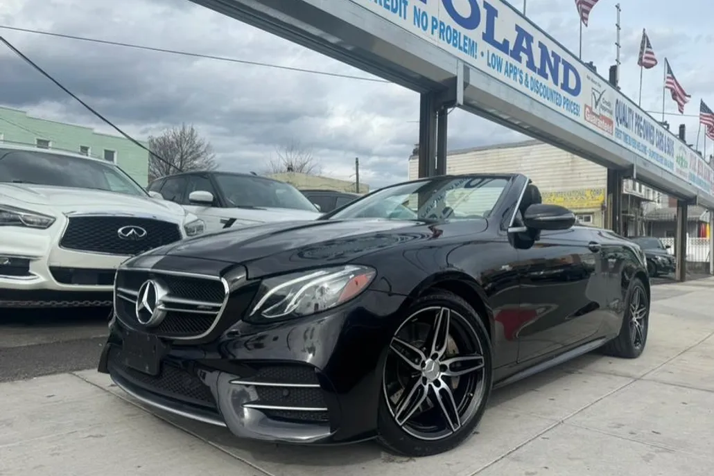 2019 Mercedes Benz E AMG 53 4MATIC Cabriolet photo 1