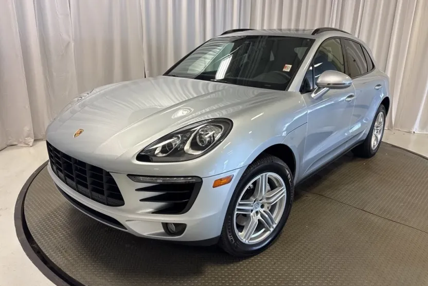 2018 Porsche Macan S photo 1