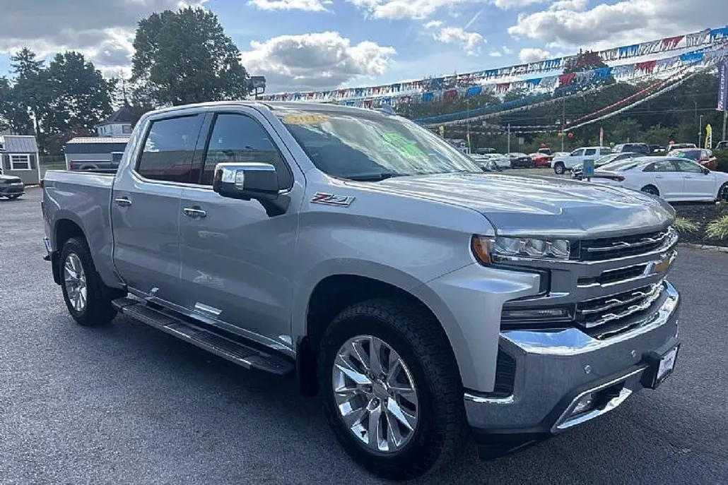 2019 Chevrolet Silverado 1500 LTZ photo 1