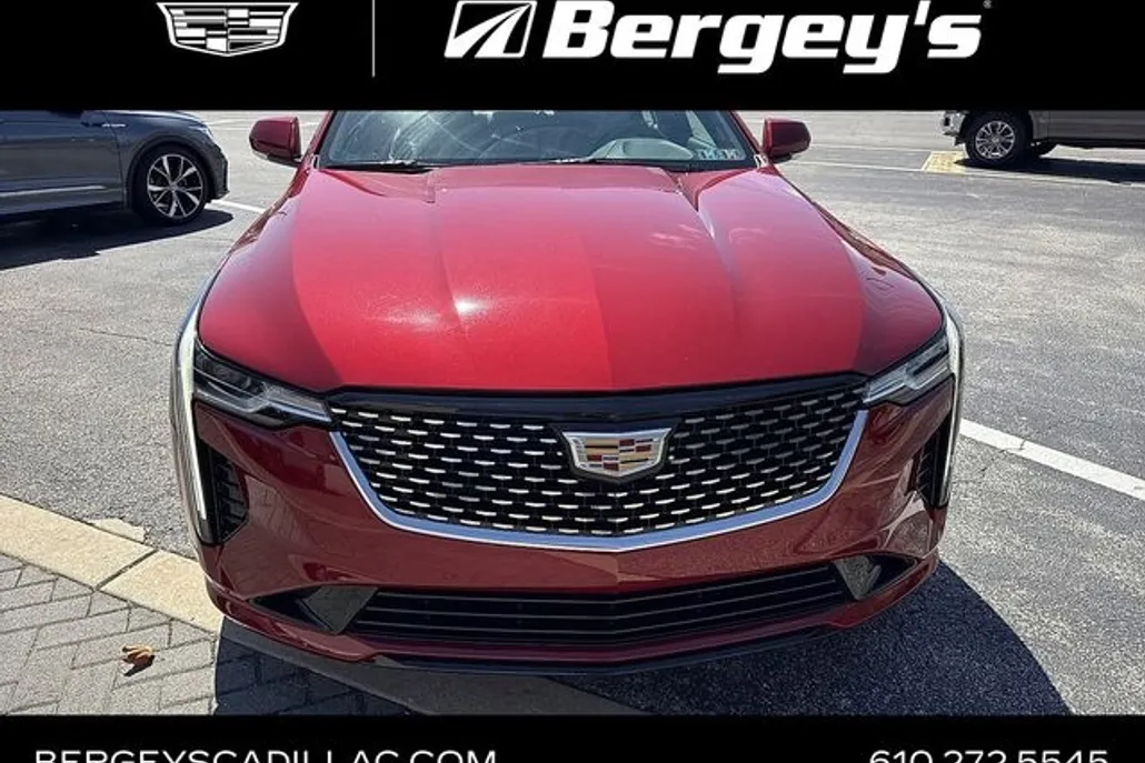 2020 Cadillac CT4 Luxury photo 1