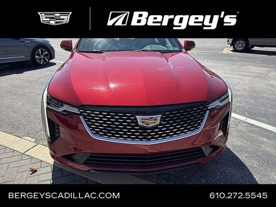 2020 Cadillac CT4 Luxury photo 1