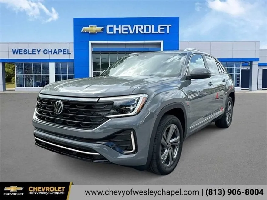2024 Volkswagen Atlas Cross Sport SEL R-Line photo 1