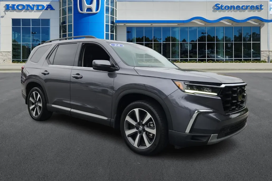 2024 Honda Pilot Touring photo 1