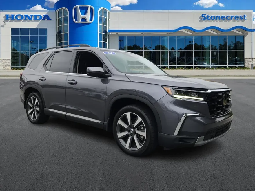 2024 Honda Pilot Touring photo 1