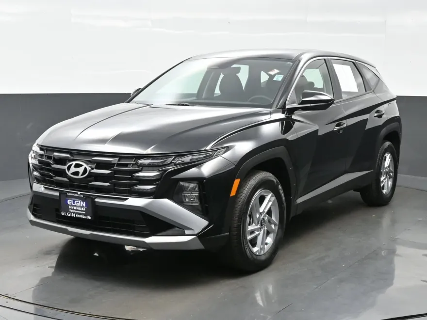 2025 Hyundai Tucson SE photo 1