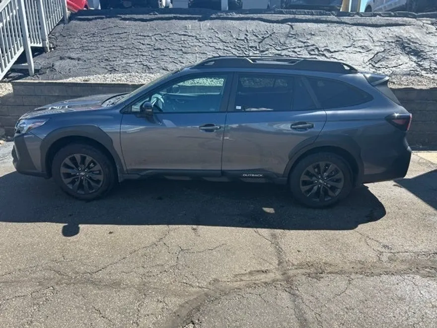 2025 Subaru Outback Onyx Edition XT photo 1