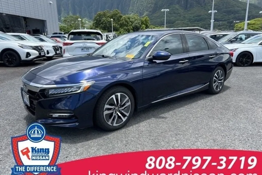 2018 Honda Accord Hybrid Touring photo 1