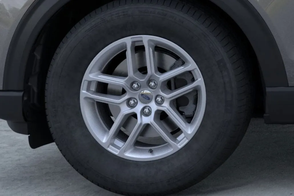 2025 Ford Explorer photo 1