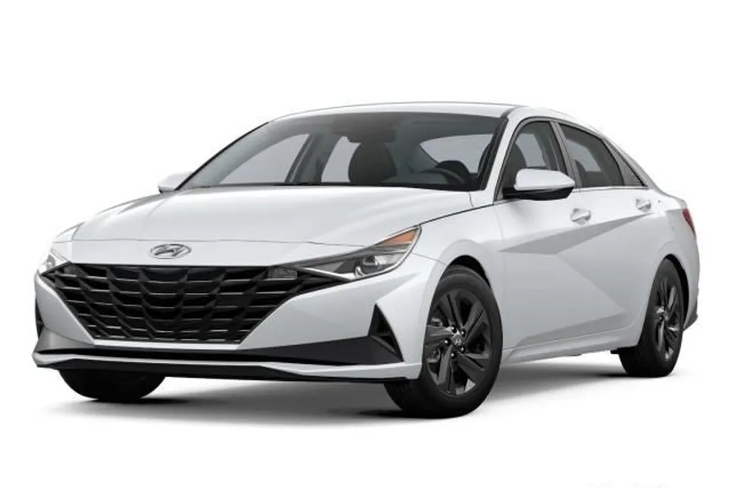 2023 Hyundai Elantra SEL photo 1