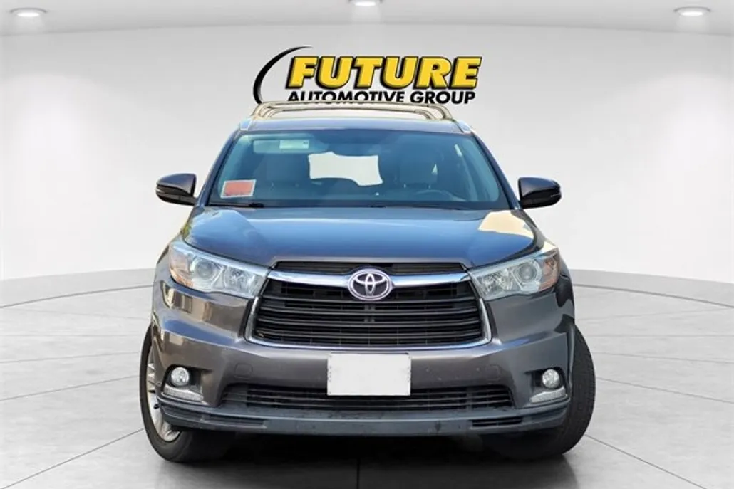 2016 Toyota Highlander Limited photo 1