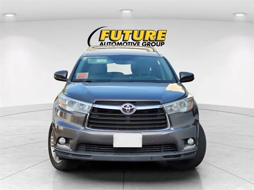 2016 Toyota Highlander Limited photo 1