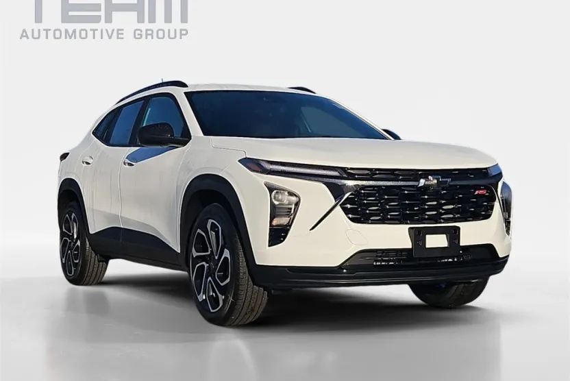 2025 Chevrolet Trax photo 1