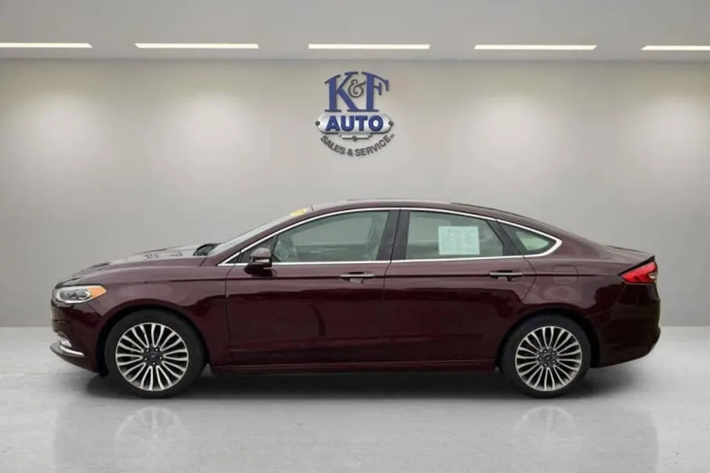 2017 Ford Fusion SE photo 1