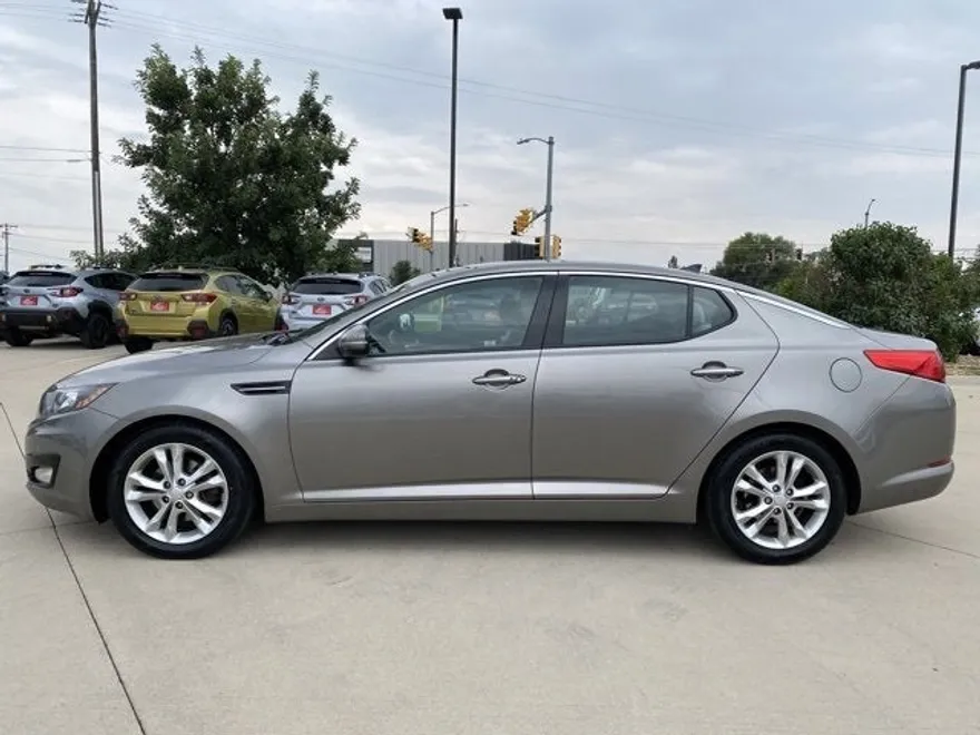 2013 Kia Optima EX photo 1
