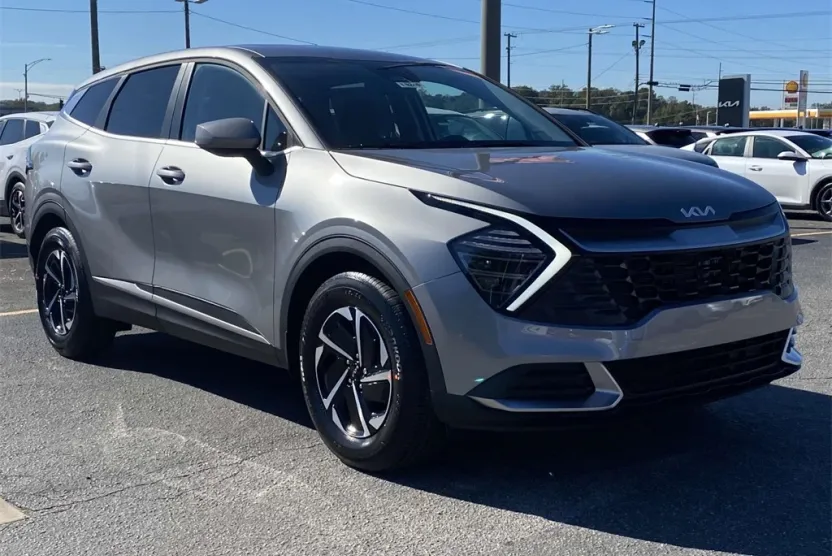 2025 Kia Sportage Hybrid LX photo 1