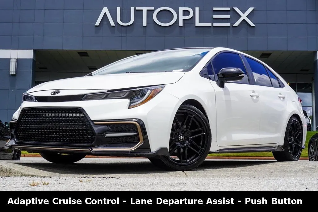 2021 Toyota Corolla SE photo 1