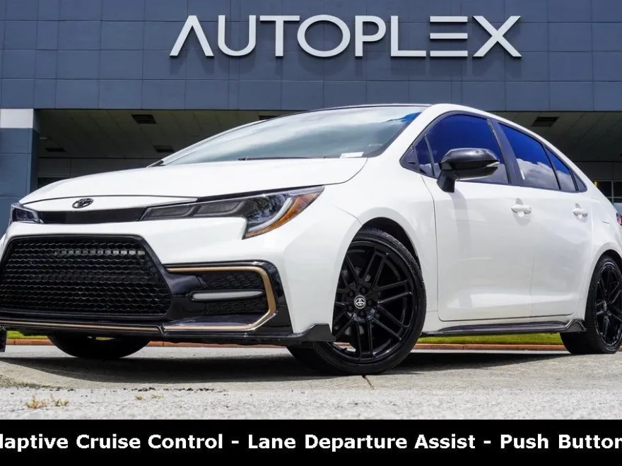 2021 Toyota Corolla SE photo 1