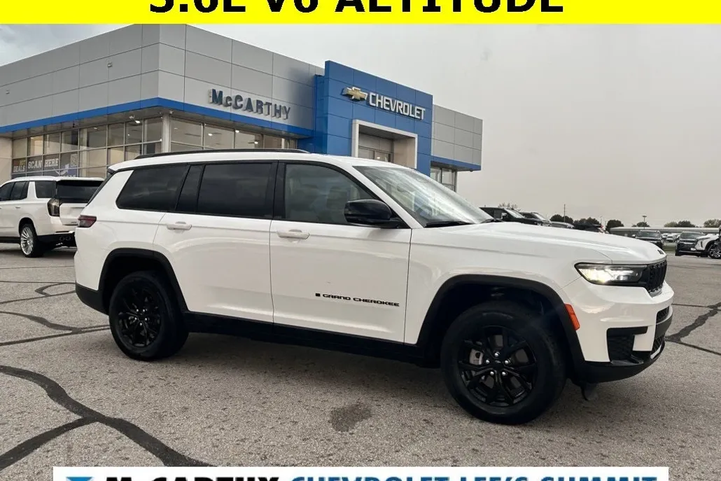 2024 Jeep Grand Cherokee Altitude photo 1