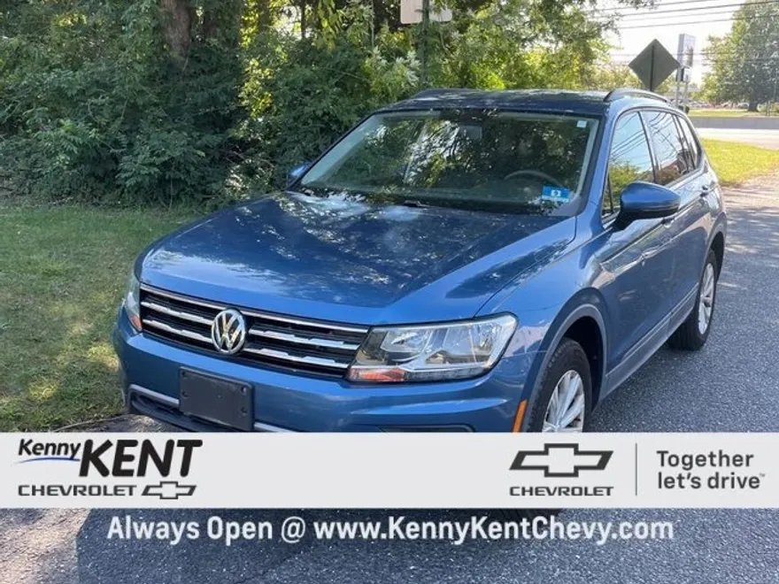 2018 Volkswagen Tiguan S photo 1