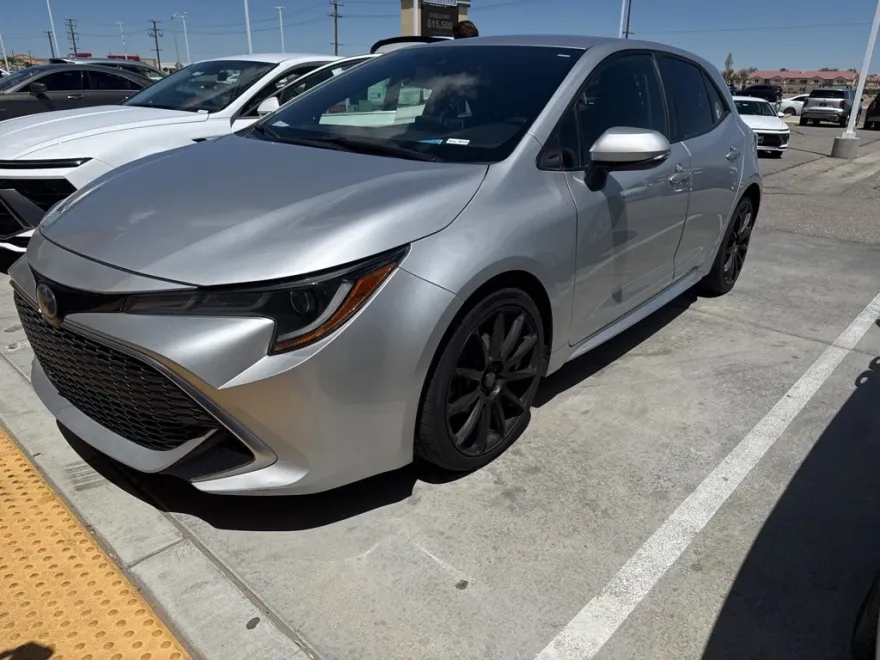 2020 Toyota Corolla XSE photo 1