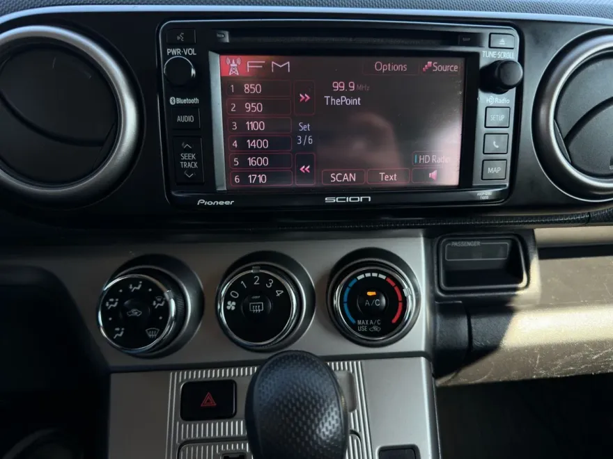 2015 Scion xB Base photo 13