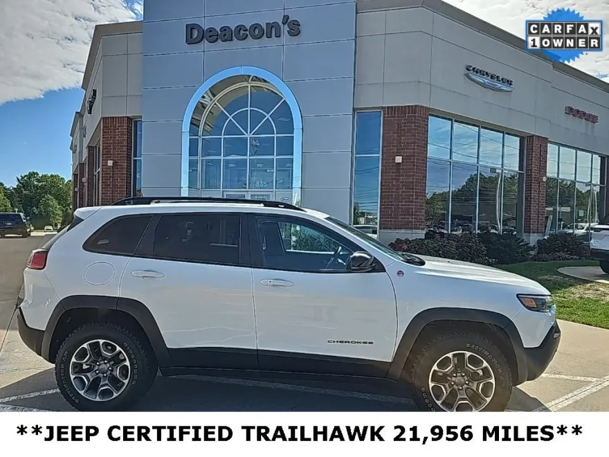 2022 Jeep Cherokee Trailhawk photo 1
