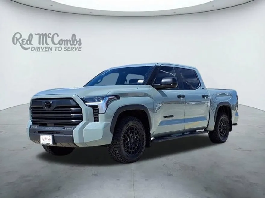 2025 Toyota Tundra SR5 photo 1