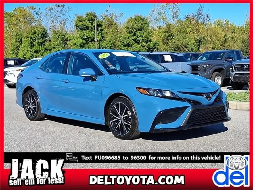 2023 Toyota Camry SE photo 1