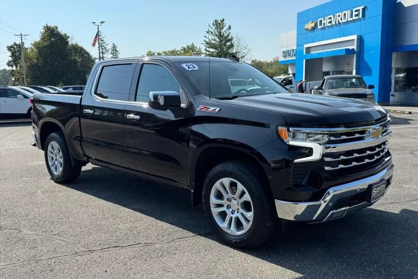 2023 Chevrolet Silverado 1500 LTZ photo 1
