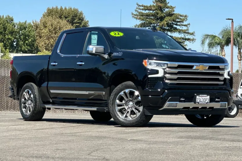 2022 Chevrolet Silverado 1500 High Country photo 1