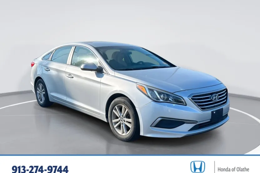 2017 Hyundai Sonata SE Eco photo 1