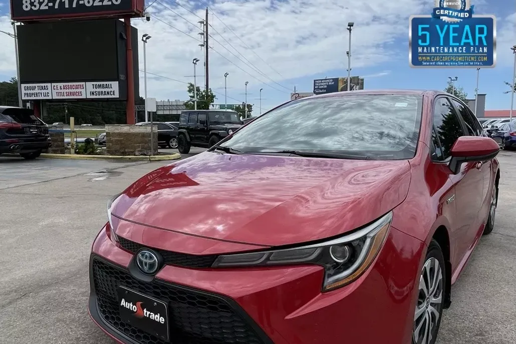 2021 Toyota Corolla Hybrid LE photo 1