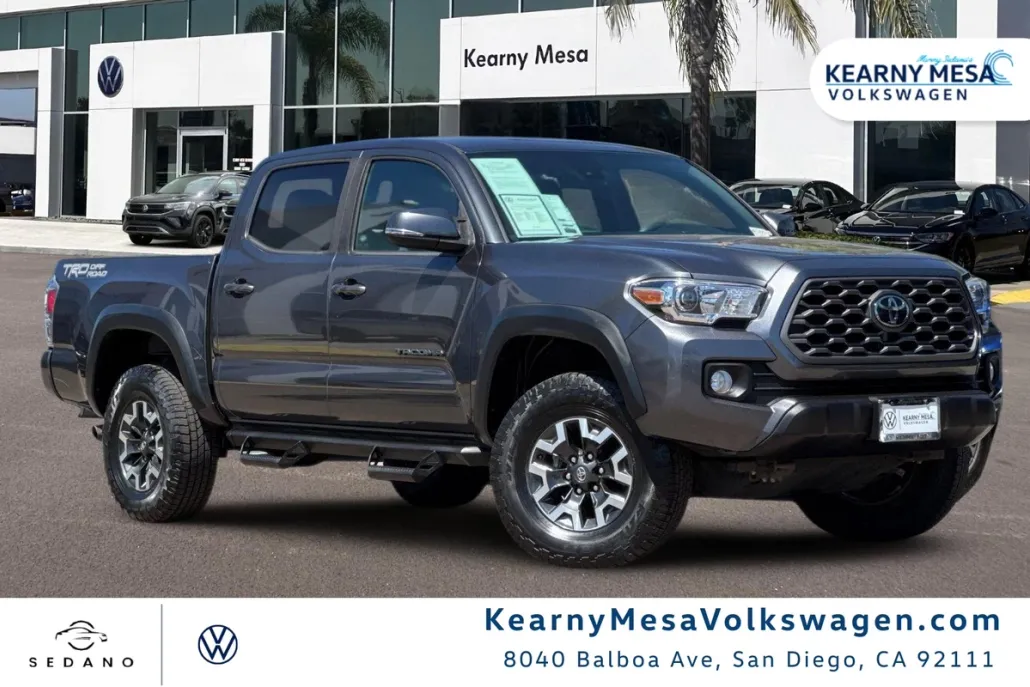 2021 Toyota Tacoma TRD Off-Road V6 photo 1