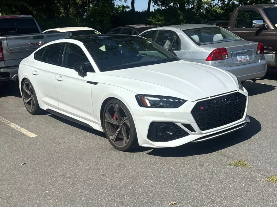 2022 Audi RS 5 photo 1