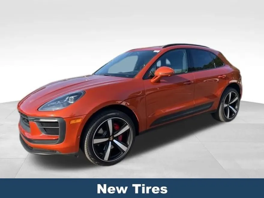 2022 Porsche Macan S photo 1