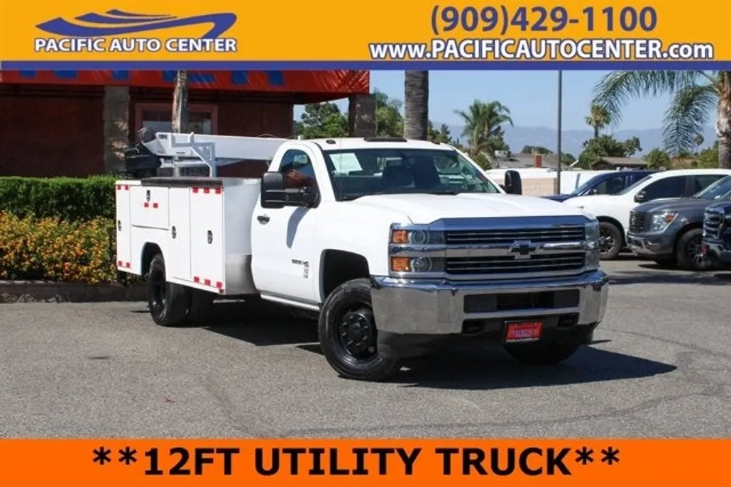 2015 Chevrolet Silverado 3500HD Work Truck photo 1