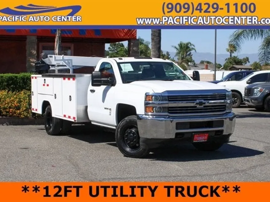 2015 Chevrolet Silverado 3500HD Work Truck photo 1