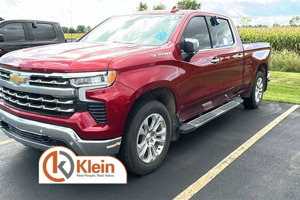 2023 Chevrolet Silverado 1500 LTZ photo 1