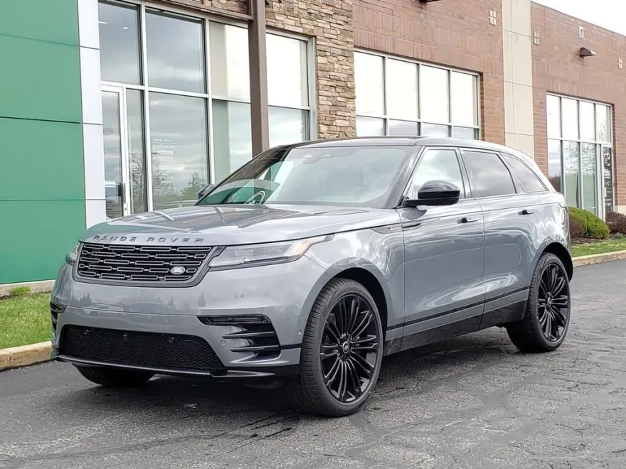 2026 Land Rover Range Rover Velar SE photo 1