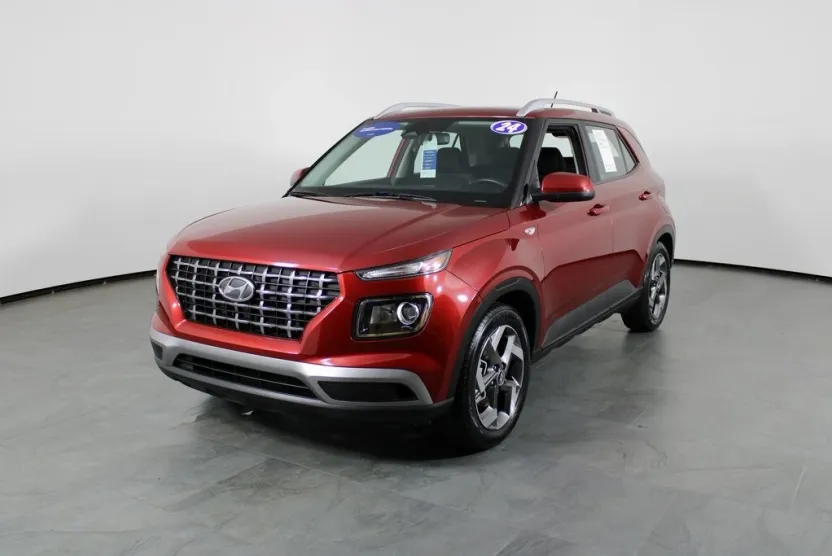 2024 Hyundai Venue SEL photo 1