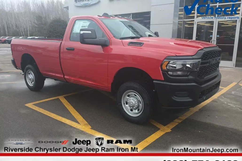 2024 Ram 2500 Tradesman photo 1
