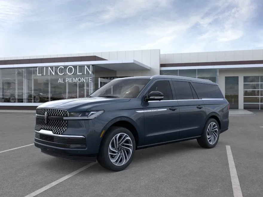 2025 Lincoln Navigator L Reserve photo 1