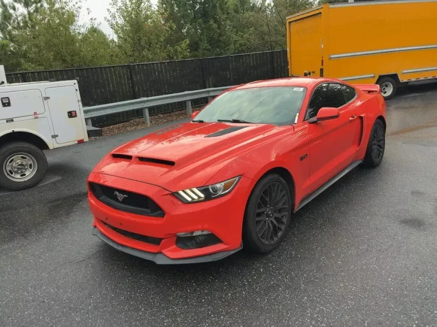 2015 Ford Mustang GT Premium photo 1
