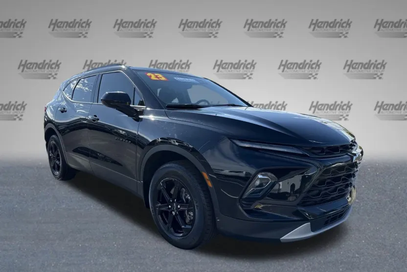 2023 Chevrolet Blazer 2LT photo 1