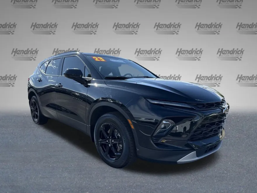2023 Chevrolet Blazer 2LT photo 1