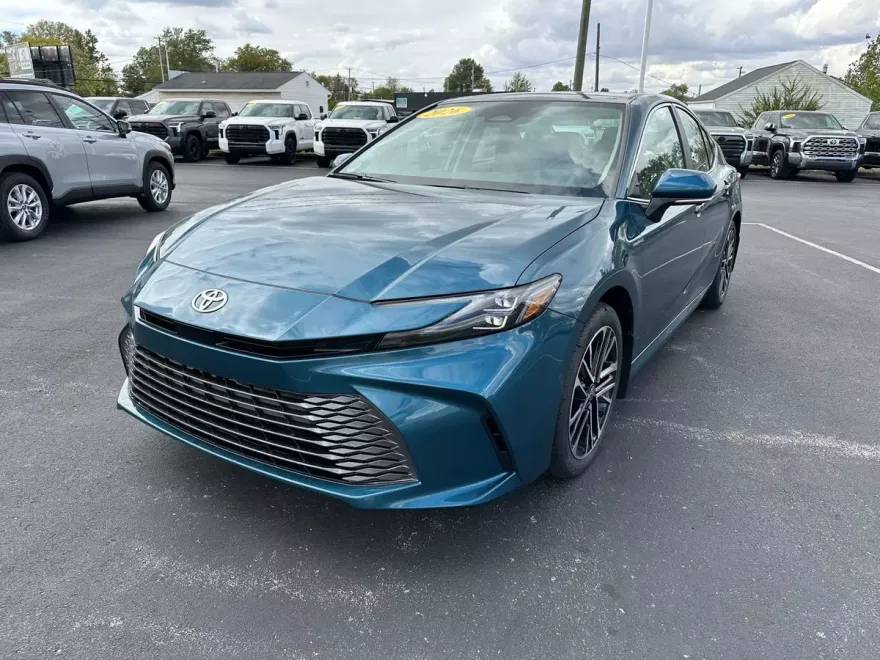 2026 Toyota Camry XLE photo 1